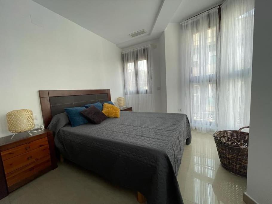 Piso Centro Elche Junto Basilica Apartment Exterior photo