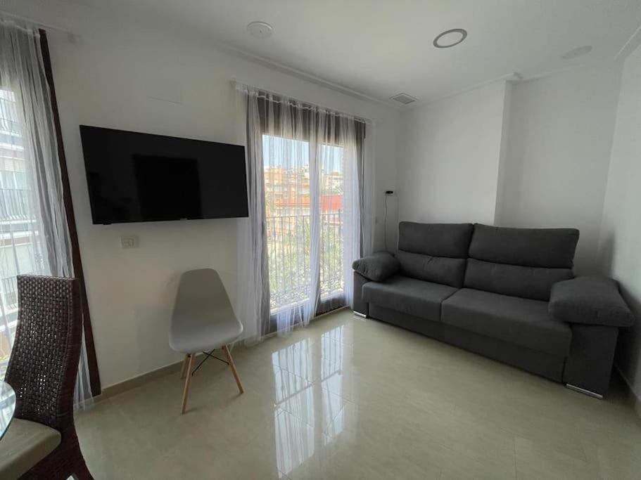 Piso Centro Elche Junto Basilica Apartment Exterior photo